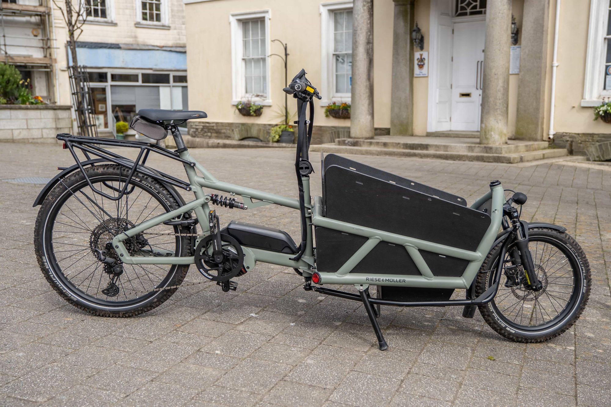 Laka s Essential Guide To Cargo Bikes